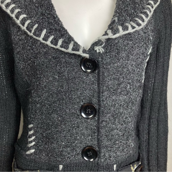 Sioni cardigan sweater medium patchwork collared black grey embroidered artsy - Picture 5 of 16